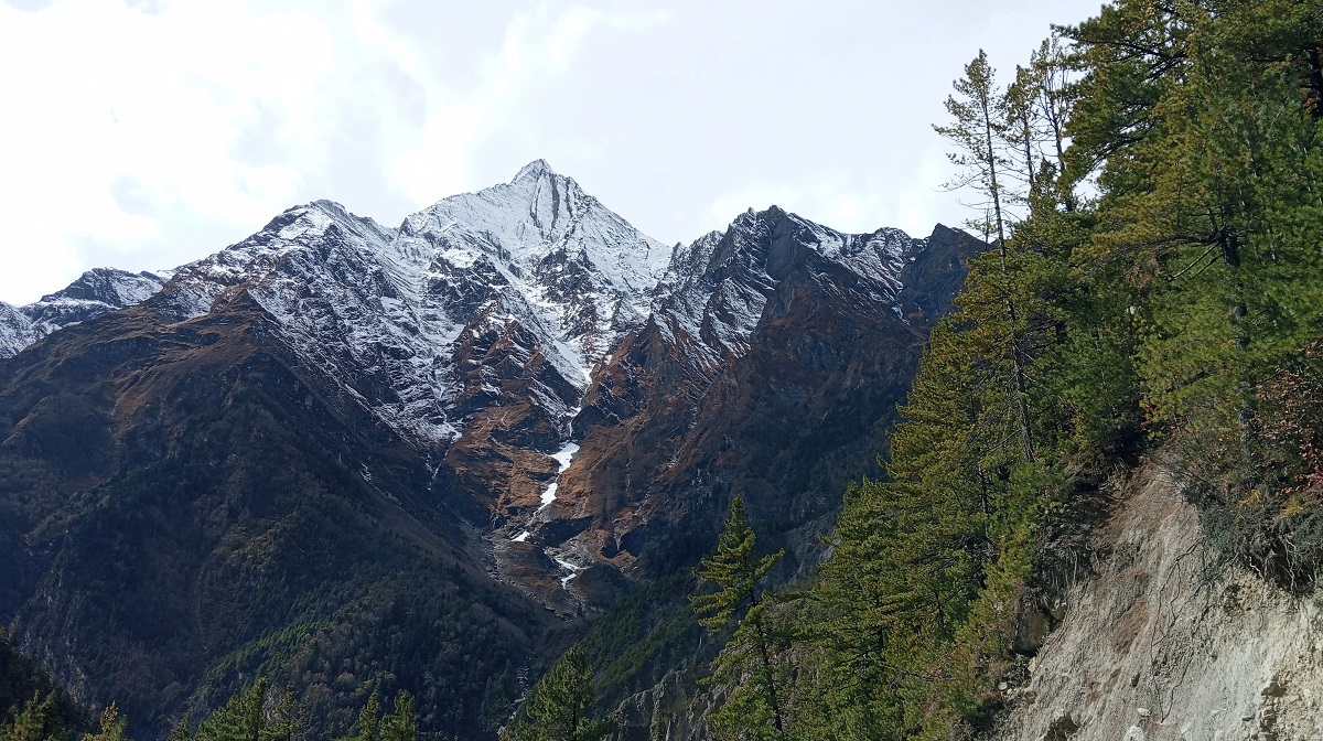 जलवायु परिवर्तनको असर, हराए हिमालका हिउँ र ताल